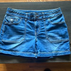 Maurice’s jean shorts, size 12